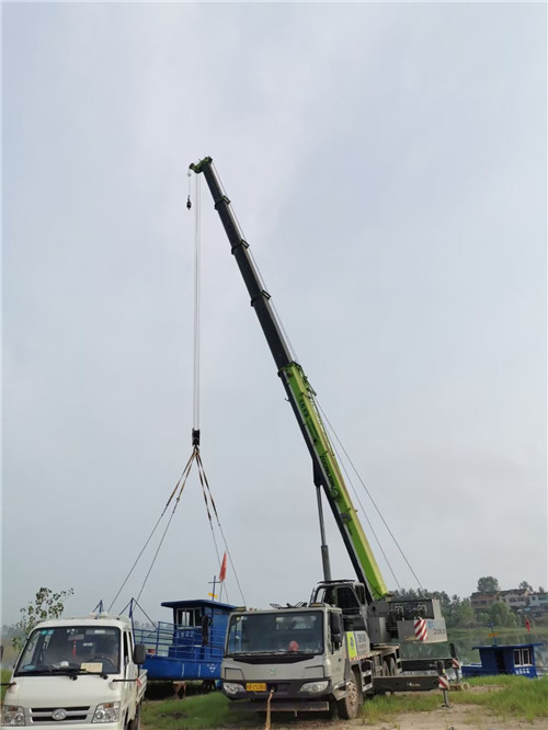 蒙自市桥梁建设吊装案例
